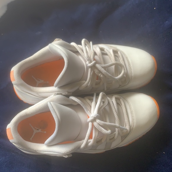 jordan 11 lows - Picture 3 of 3
